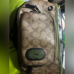 Coach …Fanny Pack….absolutely stunning